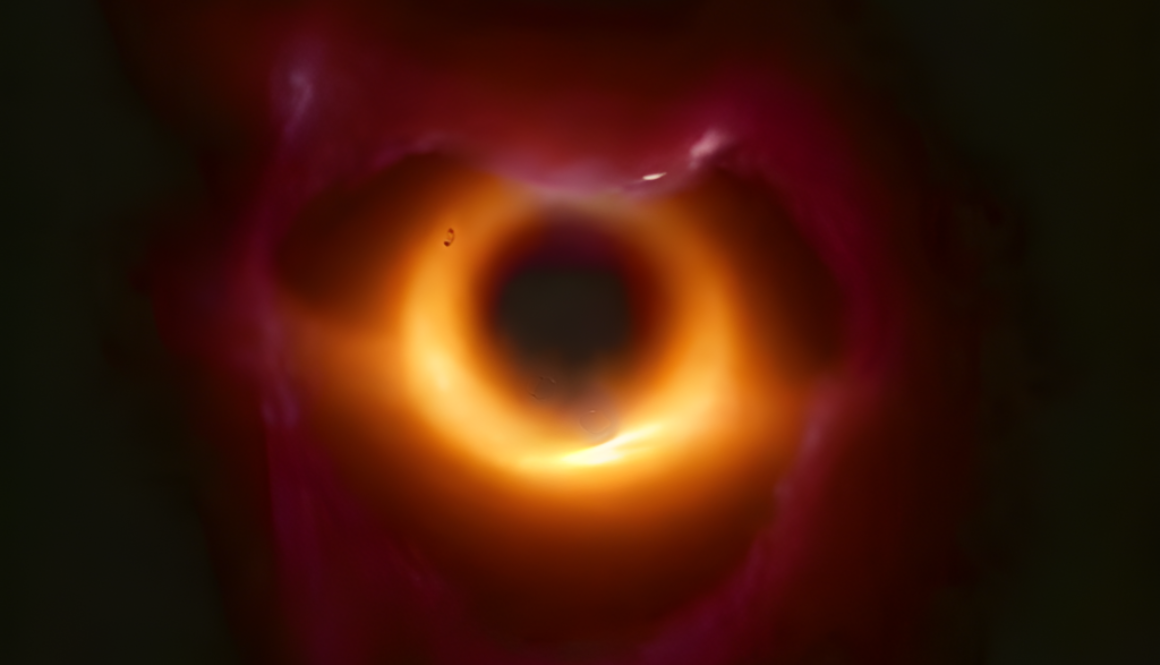 Black hole Audere image